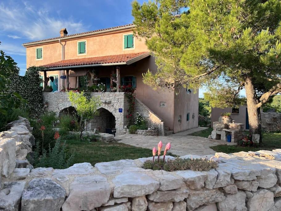 Holiday Apartment نيغيزيني المظهر الخارجي الصورة